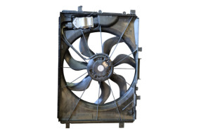 Moto ventilateur radiateur MERCEDES CLASSE A 176 Photo n°6