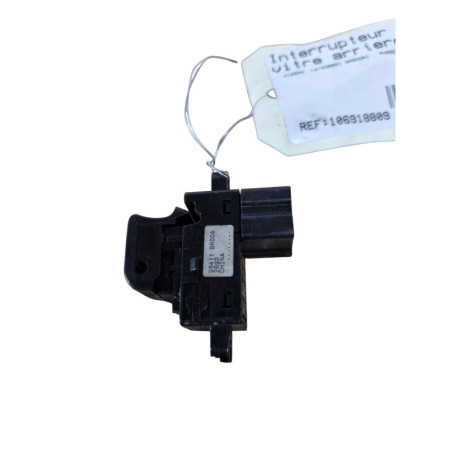 Interrupteur de leve vitre arriere droit NISSAN QASHQAI 1