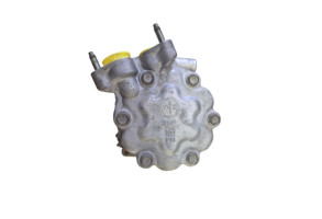Compresseur clim CITROEN C3 1 Photo n°2