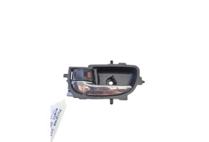 Poignee interieur avant gauche TOYOTA YARIS 3 Photo n°3