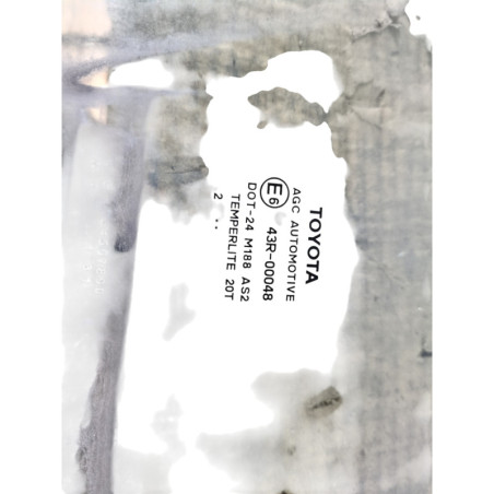 Vitre arriere droit TOYOTA YARIS 3
