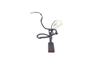 Attache ceinture avant droit TOYOTA YARIS 3 Photo n°1
