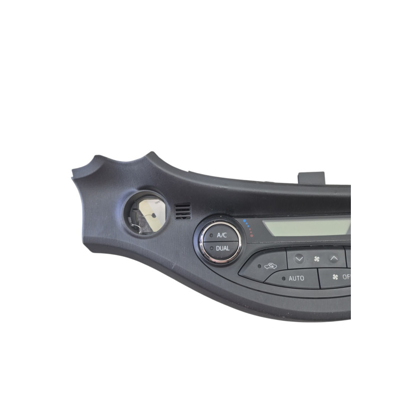 Commande chauffage TOYOTA YARIS 3 Photo n°1