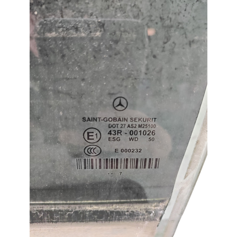 Vitre arriere gauche MERCEDES CLASSE CLS 219 Photo n°1