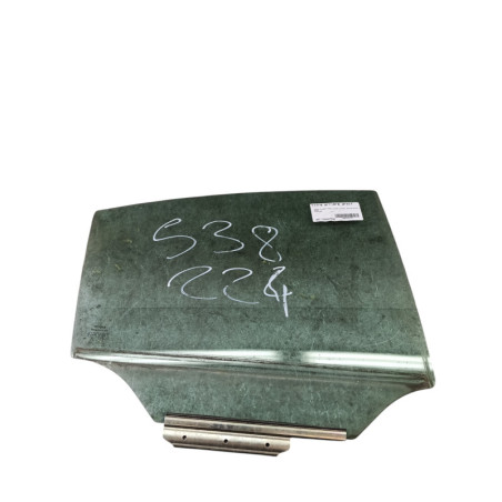 Vitre arriere droit TOYOTA AVENSIS 3