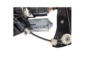 Leve vitre electrique arriere droit VOLKSWAGEN JETTA 4 Photo n°2