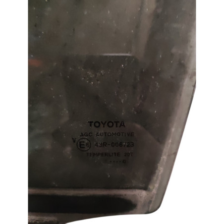 Vitre arriere gauche TOYOTA AVENSIS 3