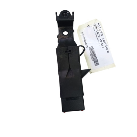 Attache ceinture arriere droit TOYOTA AVENSIS 3