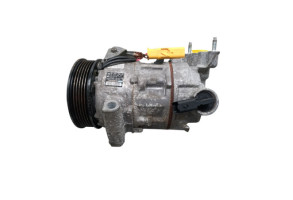 Compresseur clim OPEL CORSA F Photo n°3