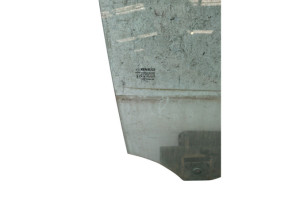 Vitre avant droit RENAULT LAGUNA 3 Photo n°1