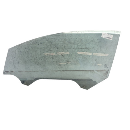 Vitre avant gauche FORD FIESTA 6