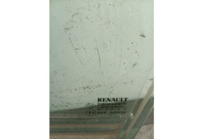 Vitre arriere gauche RENAULT LAGUNA 2 Photo n°2