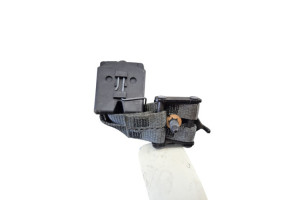 Attache ceinture arriere droit RENAULT CLIO 2 Photo n°2