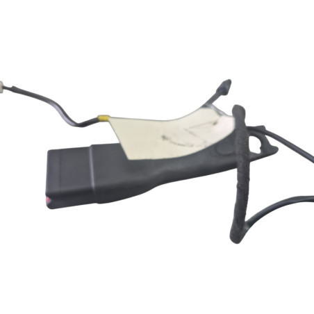 Attache ceinture avant droit TOYOTA AYGO 2