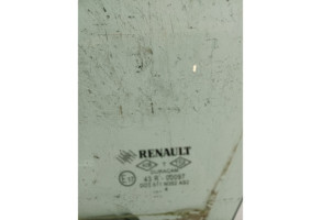 Vitre avant gauche RENAULT CLIO 4 Photo n°2
