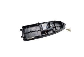 Interrupteur de leve vitre avant droit BMW SERIE 1 F20 Photo n°3