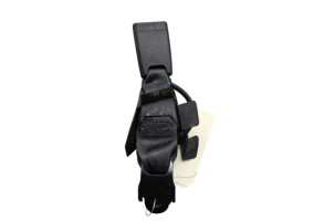 Attache ceinture arriere gauche TOYOTA YARIS 4 Photo n°1