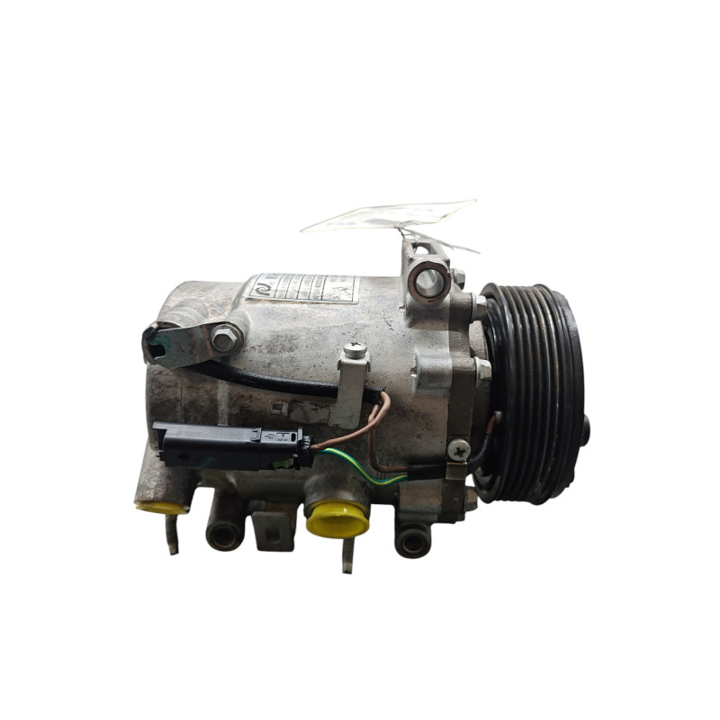Compresseur clim OPEL CORSA F Photo n°1