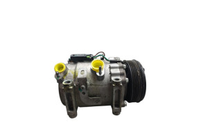 Compresseur clim OPEL CORSA F Photo n°4