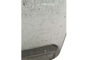 Vitre avant gauche TOYOTA PRIUS 3 Photo n°1