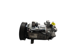 Compresseur clim RENAULT CLIO 4 Photo n°2