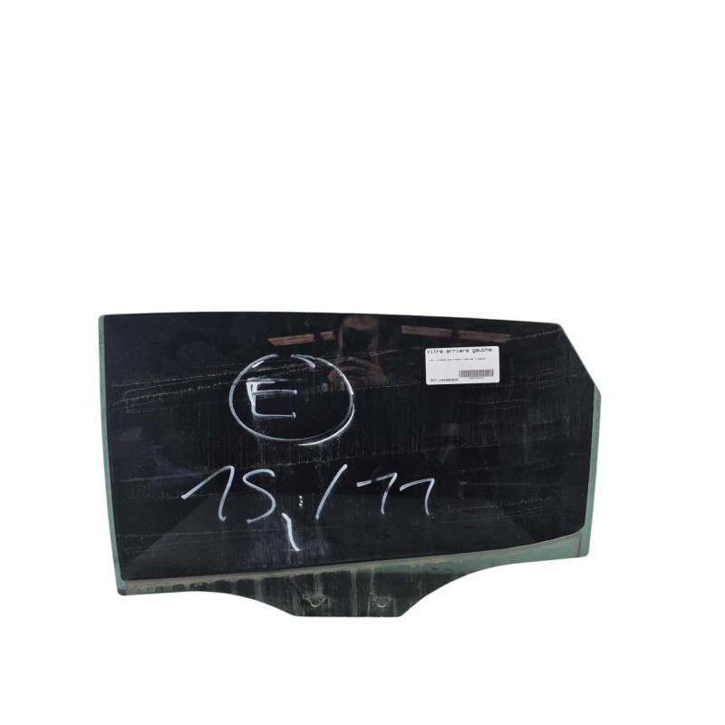 Vitre arriere gauche SEAT LEON 3 Photo n°1