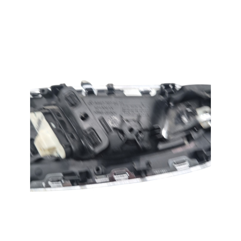 Poignee interieur avant gauche MERCEDES VITO 447 Photo n°1