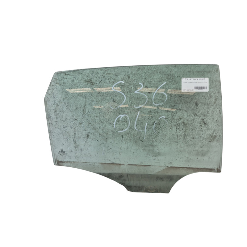 Vitre arriere droit VOLKSWAGEN POLO 5 Photo n°1