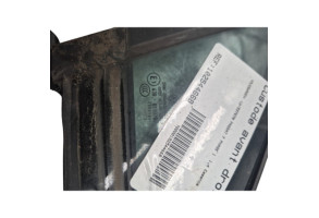 Custode avant droit (porte) VOLKSWAGEN PASSAT 7 Photo n°1