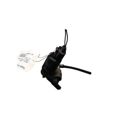 Pompe lave glace avant MERCEDES CLASSE C 204