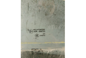 Vitre arriere gauche PEUGEOT 208 2 Photo n°2