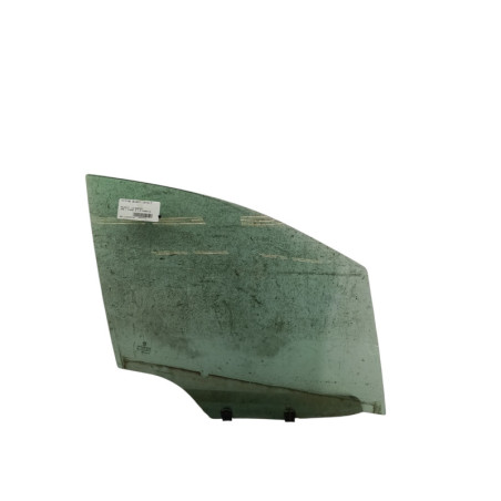 Vitre avant droit PEUGEOT 208 1