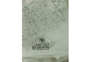 Vitre arriere gauche BMW SERIE 3 E46 Photo n°2