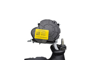Ceinture arriere gauche RENAULT TWINGO 3 Photo n°2