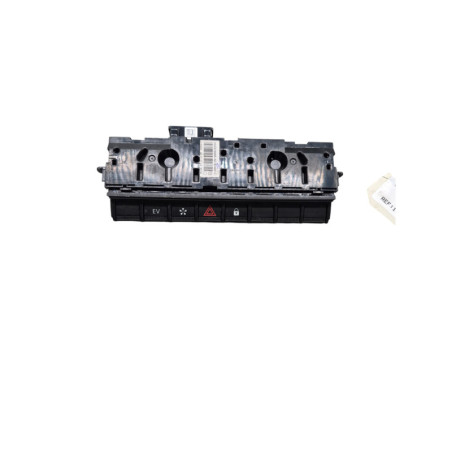 Bouton de warning RENAULT CLIO 5