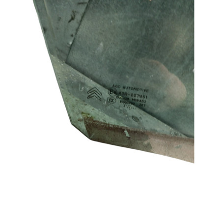 Vitre avant droit CITROEN C3 2