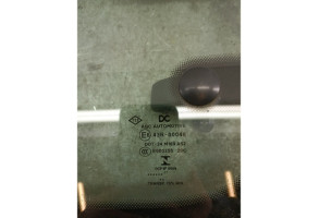 Vitre arriere gauche RENAULT TWINGO 3 Photo n°3