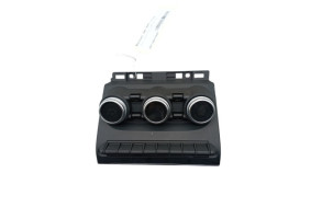 Bouton de warning RENAULT CLIO 5 Photo n°2