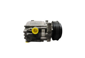 Compresseur clim FORD KA 2 Photo n°1
