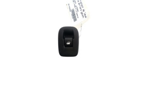 Interrupteur de leve vitre arriere gauche PEUGEOT 208 1 Photo n°1
