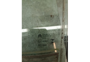 Vitre arriere gauche CITROEN C3 AIRCROSS Photo n°3