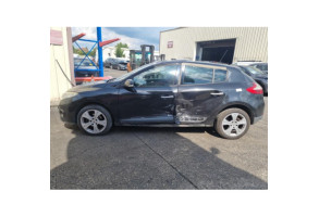 Vitre avant gauche RENAULT MEGANE 3 Photo n°3