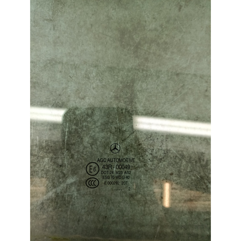Vitre avant droit MERCEDES CLASSE B 246 Photo n°1