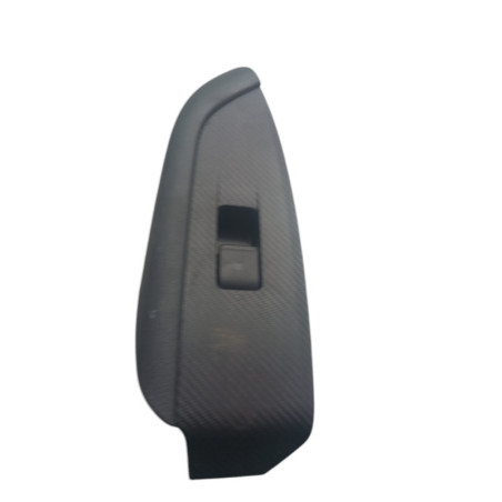 Interrupteur de leve vitre arriere droit MAZDA CX3