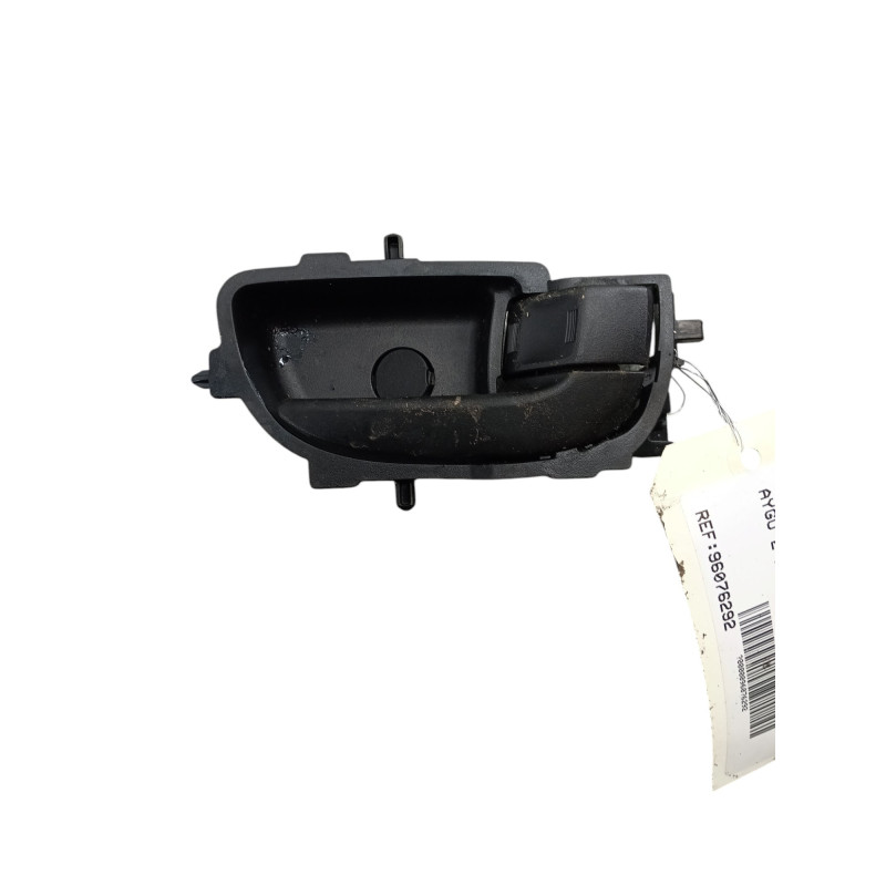 Poignee interieur avant droit TOYOTA AYGO 2 Photo n°1