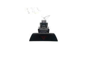 Bouton de warning TOYOTA IQ Photo n°2