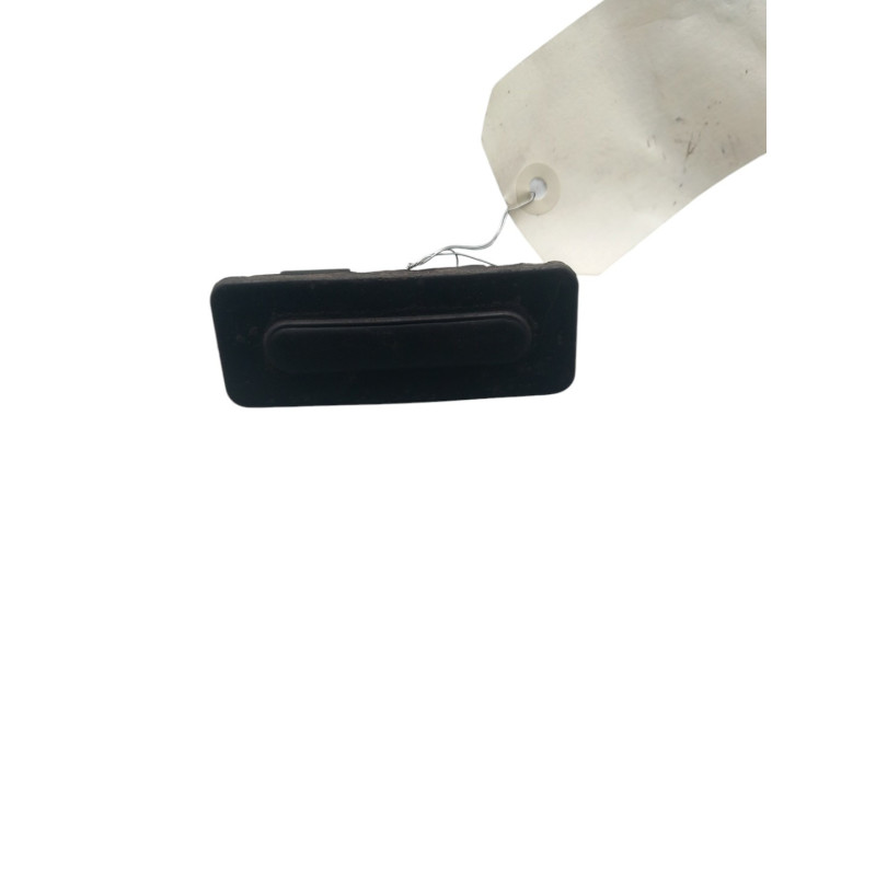 Bouton de coffre PEUGEOT 2008 1 Photo n°1