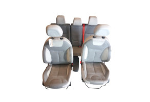 Interieur complet PEUGEOT 208 1 Photo n°1