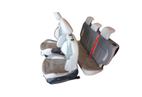Interieur complet PEUGEOT 208 1 Photo n°17