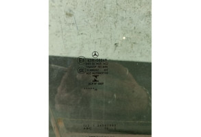 Vitre avant droit MERCEDES CLASSE A 177 Photo n°2